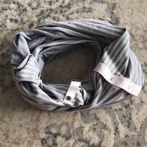 lululemon athletica Vinyasa Scarf